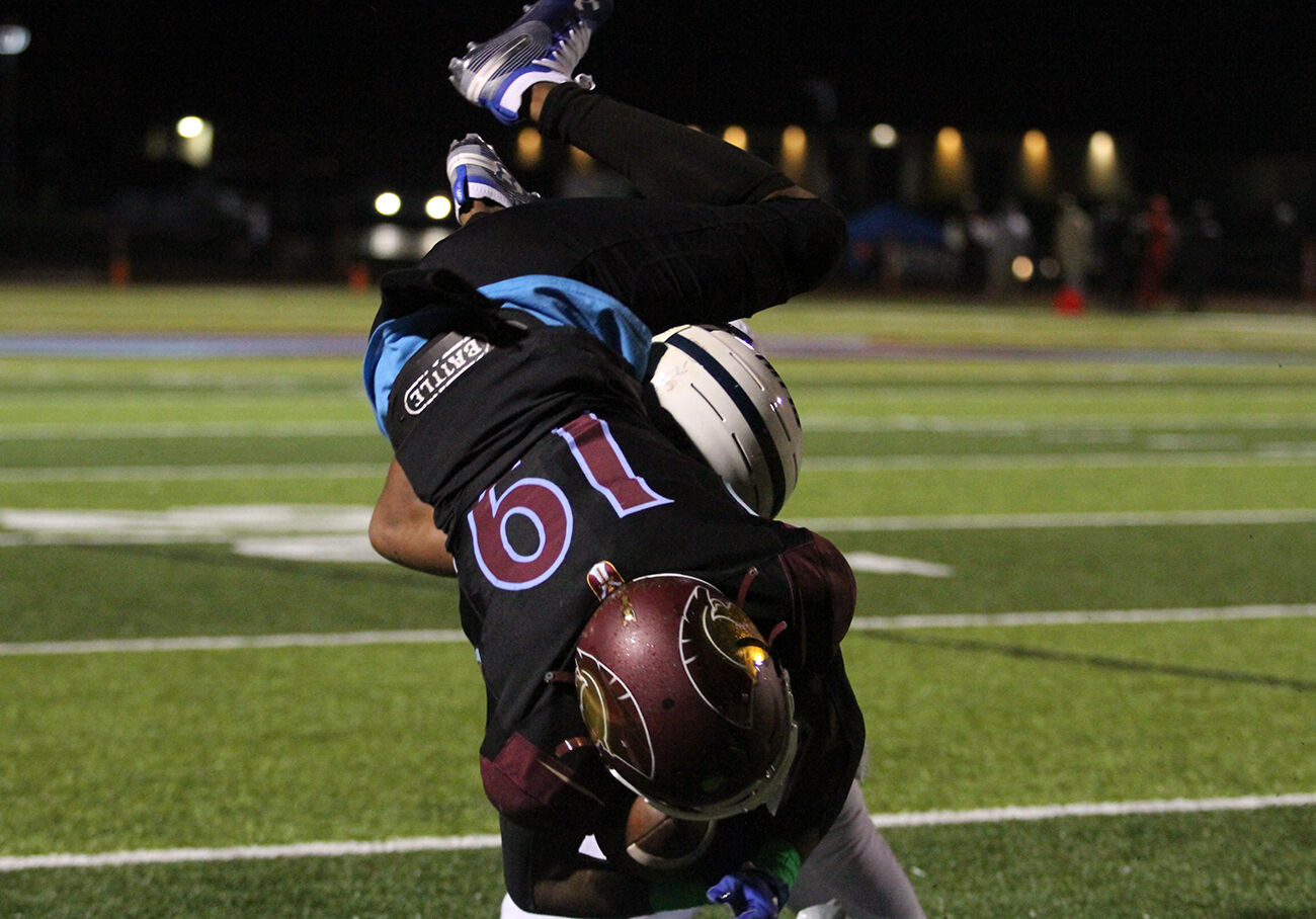 De Smet vs. SLUH football